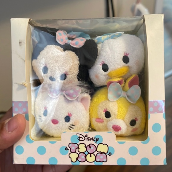 Mini Disney Tsum Tsums - Picture 1 of 1